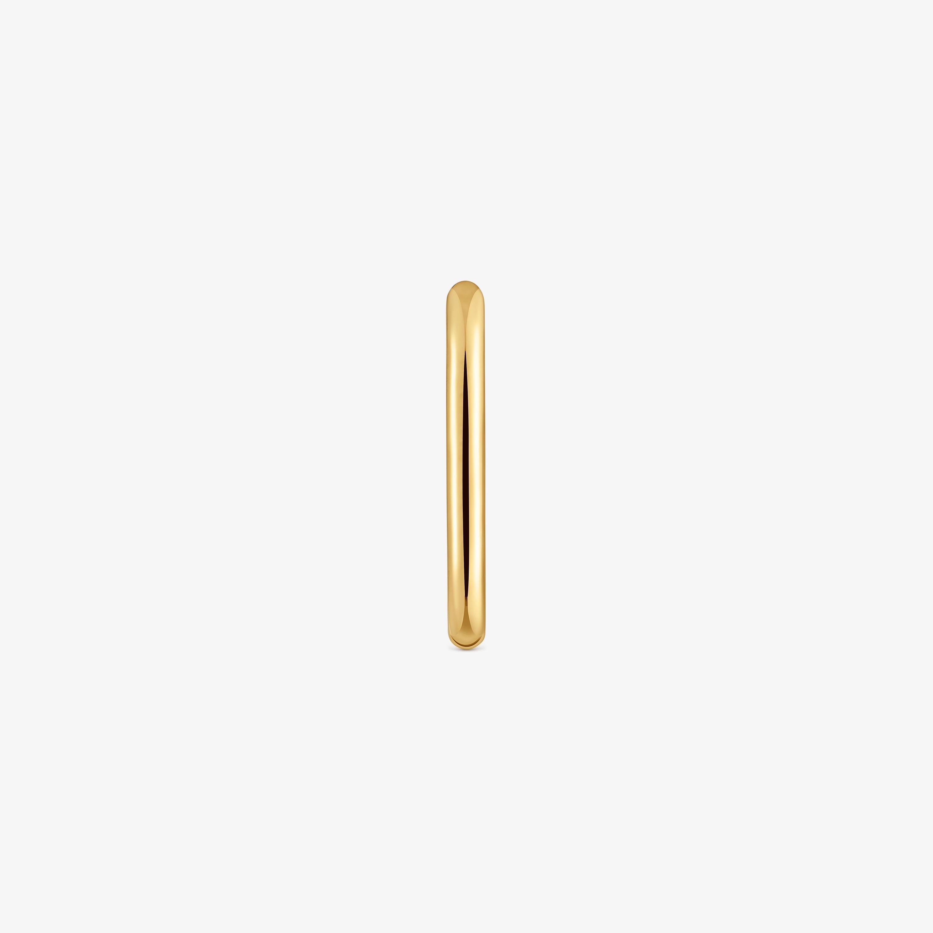Basics 17 mm single oval Hoop earring with 18K gold vermeil