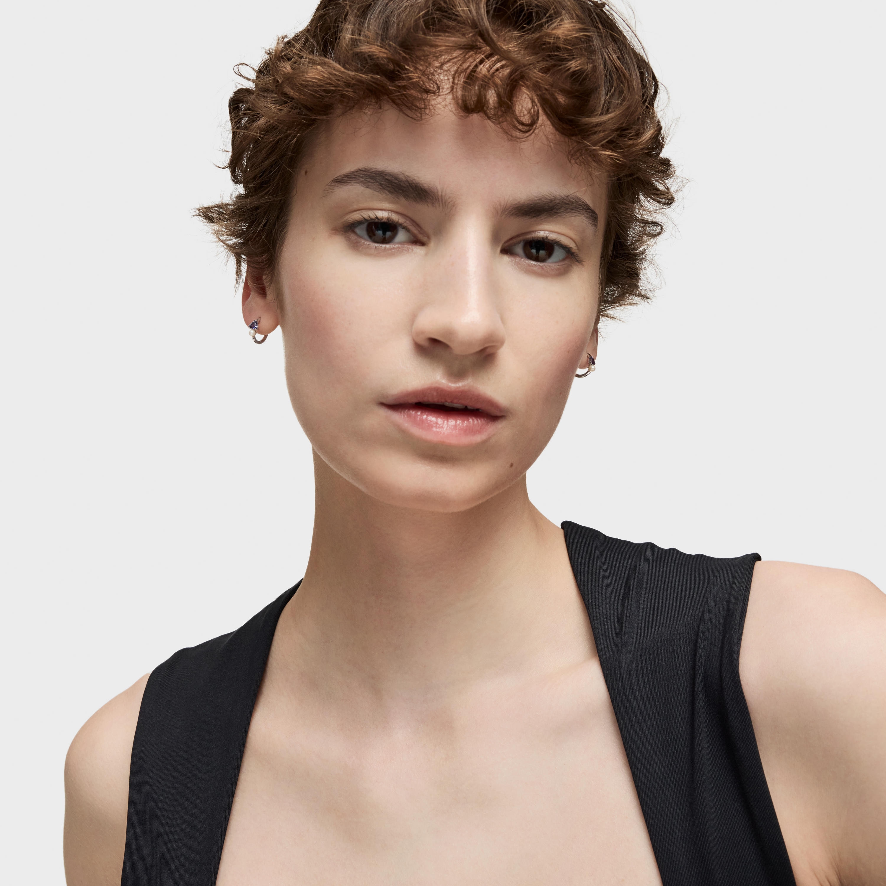 18K white gold Hoop earrings with iolite and cultured pearl Ivette