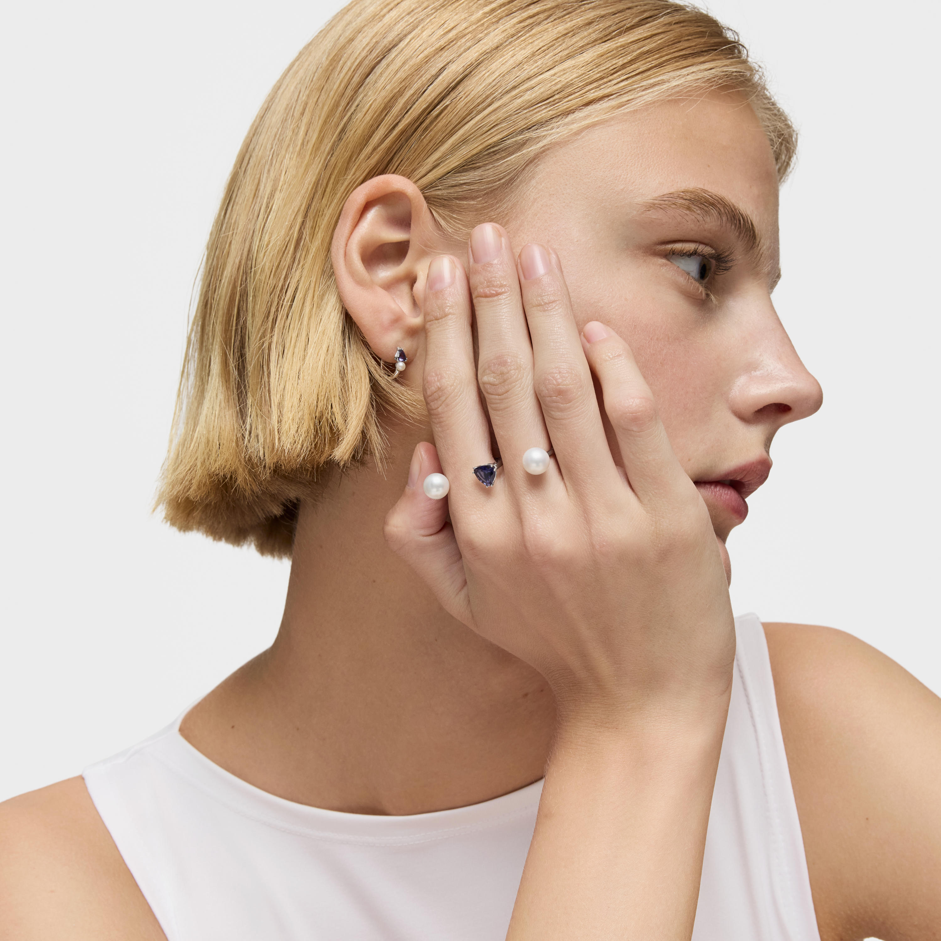 18K white gold double open Ring with iolite and cultured pearl Ivette