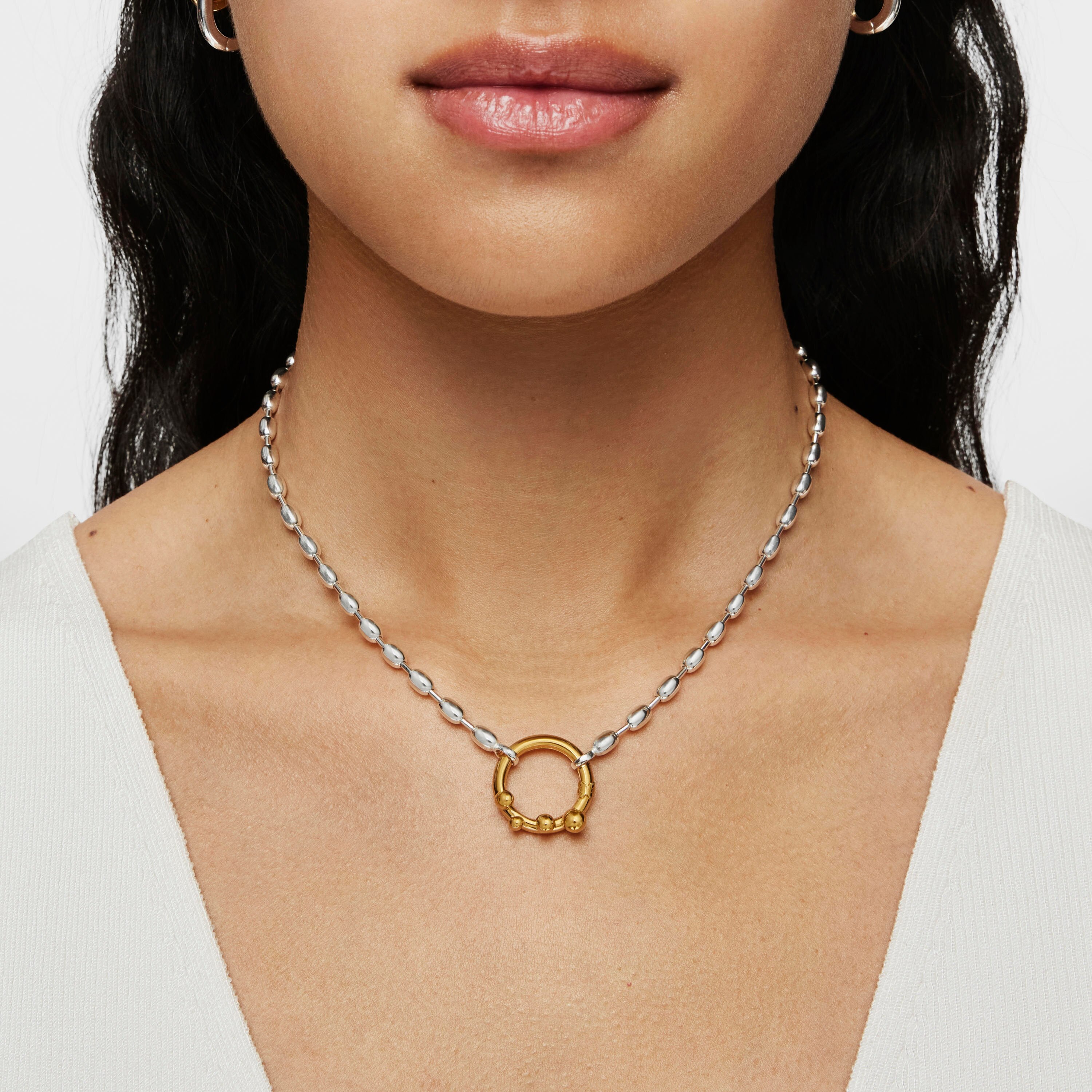 Hold Oval 42 cm silver Choker with ball motifs