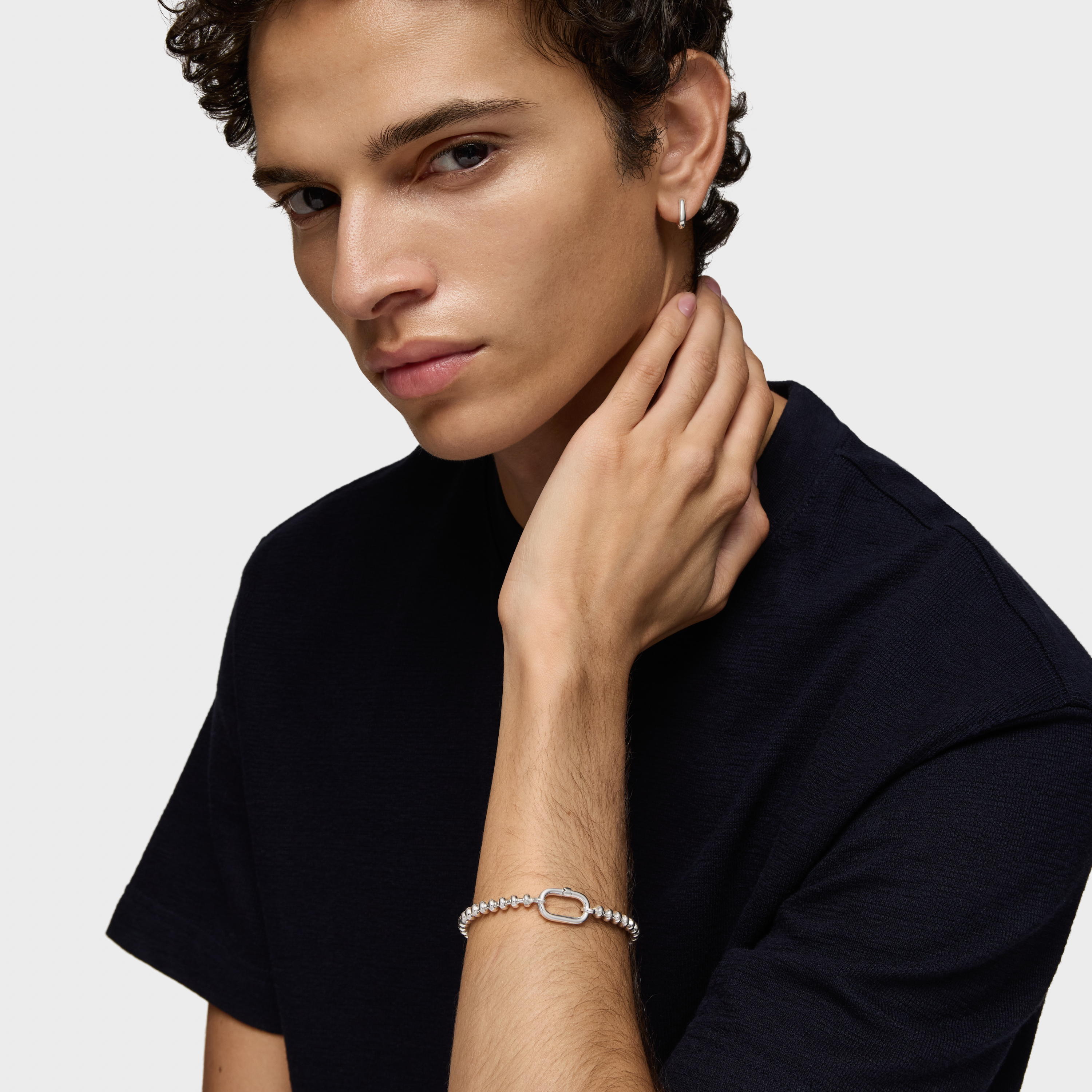 Hold Oval silver chain Bracelet with ball motifs