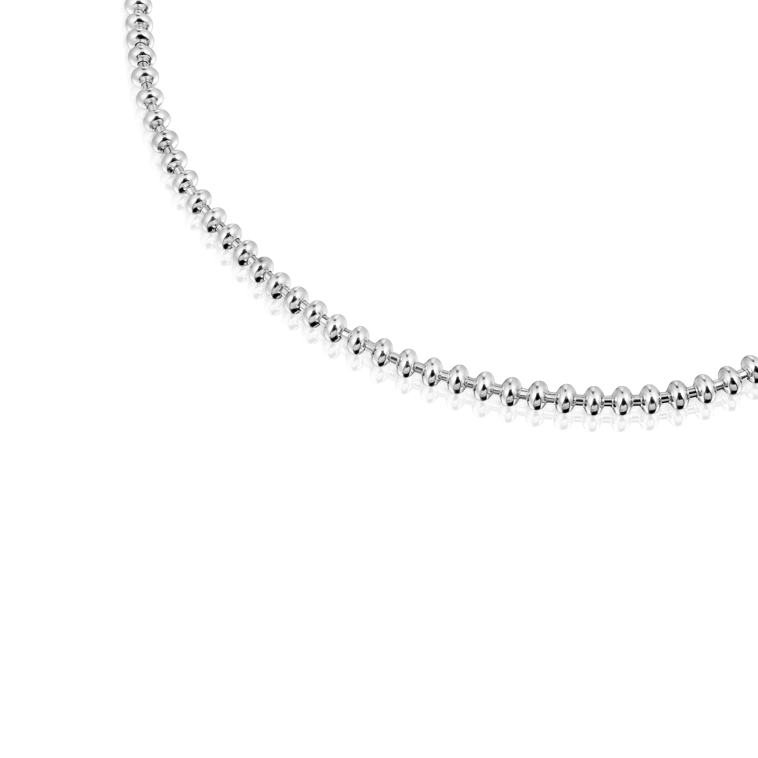 Hold Oval 51.5 cm short silver Necklace with ball motifs