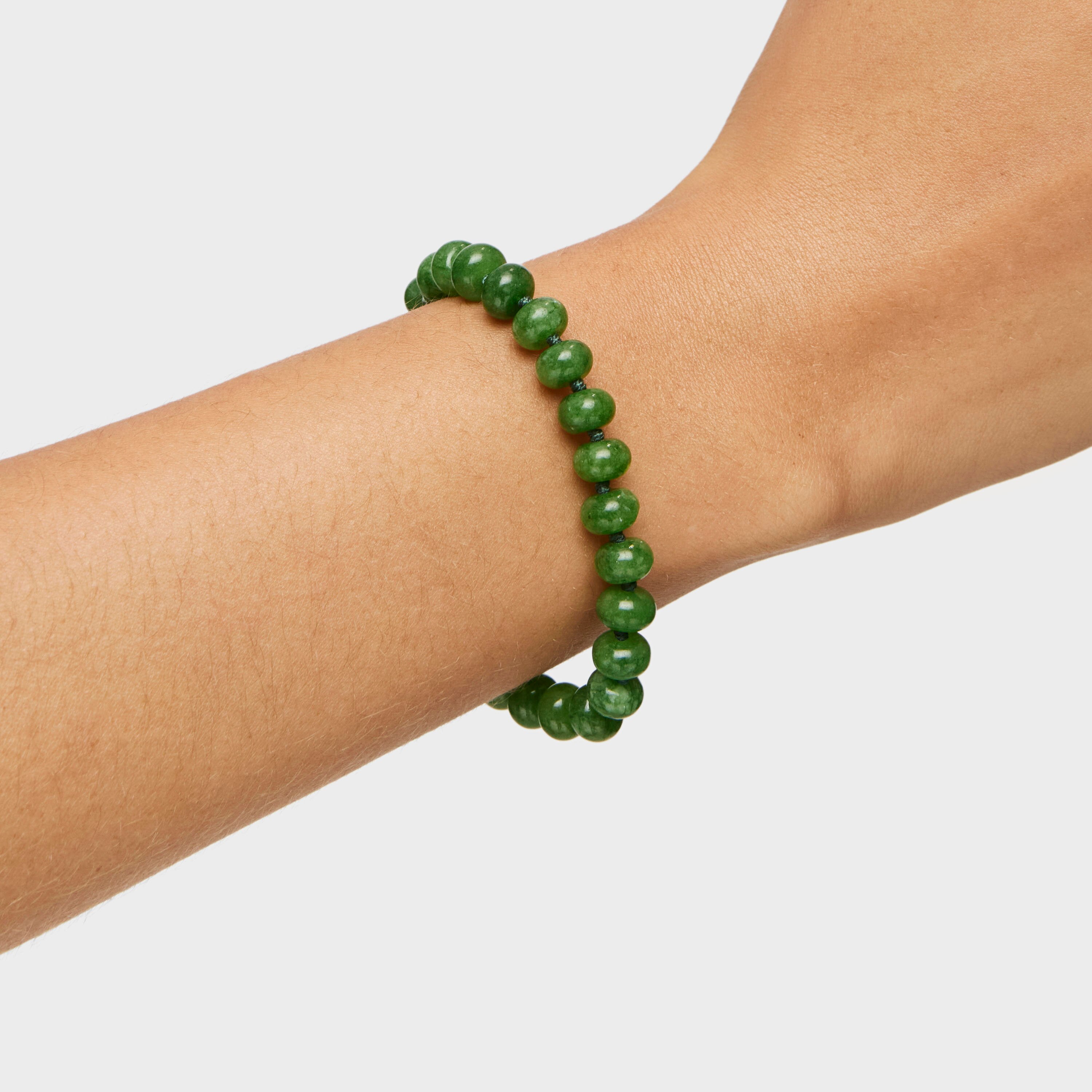 Hold Oval Bracelet with 18kt gold plating over silver and green quartzite