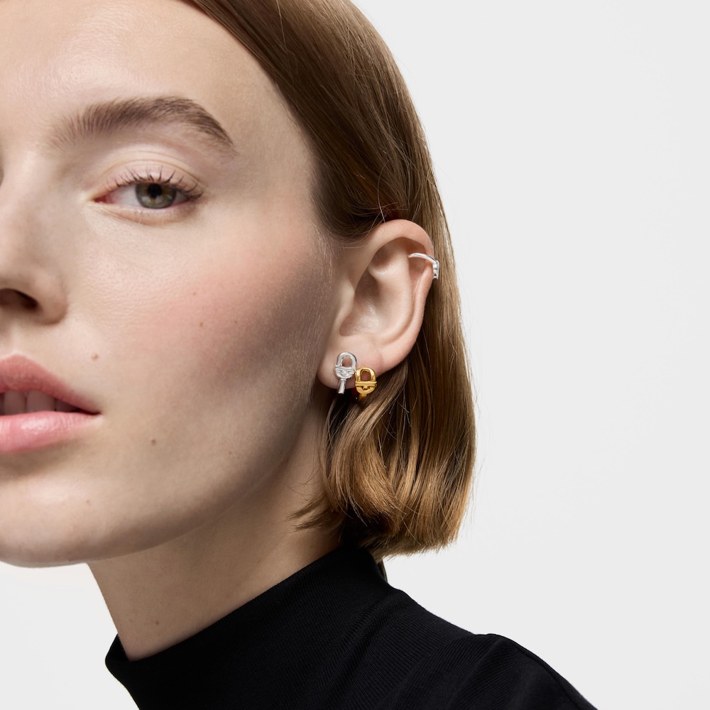 Small 14 mm silver logo Earrings TOUS MANIFESTO image number 4
