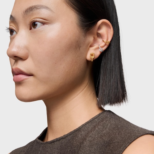 Pendientes pequeños con baño de oro 18 kt sobre plata 14 mm TOUS MANIFESTO