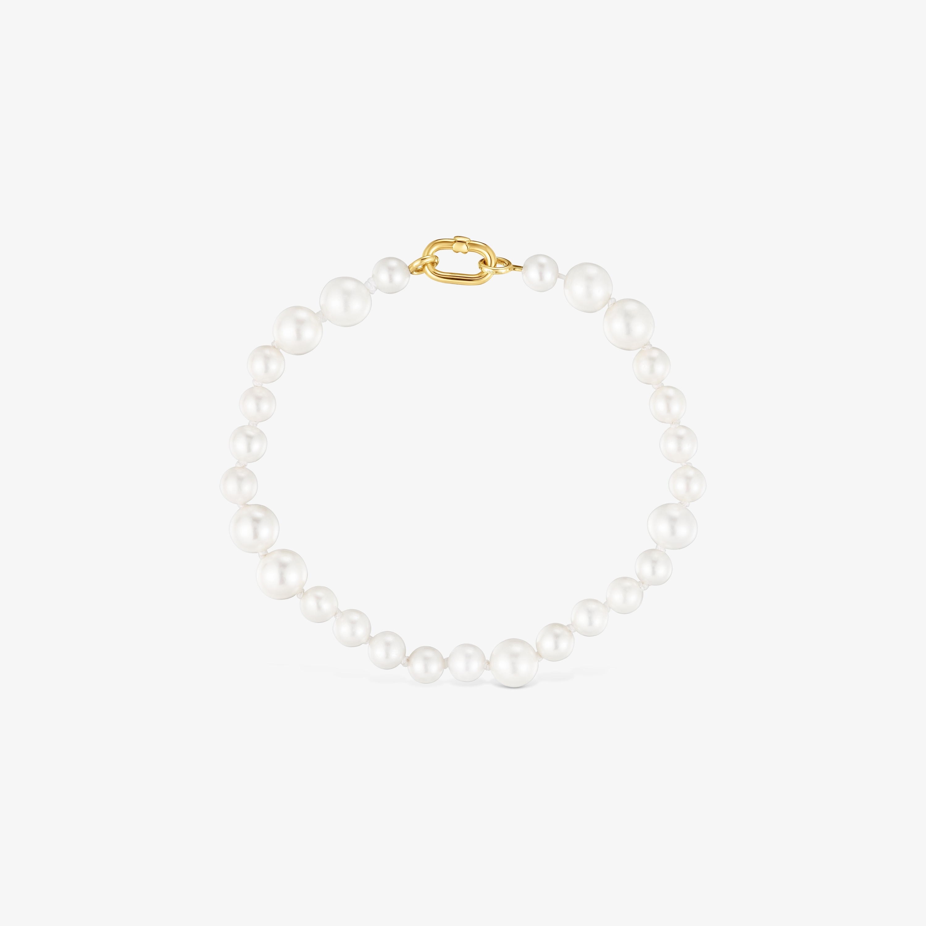 Hold Oval 18K solid gold Bracelet with cultured pearls