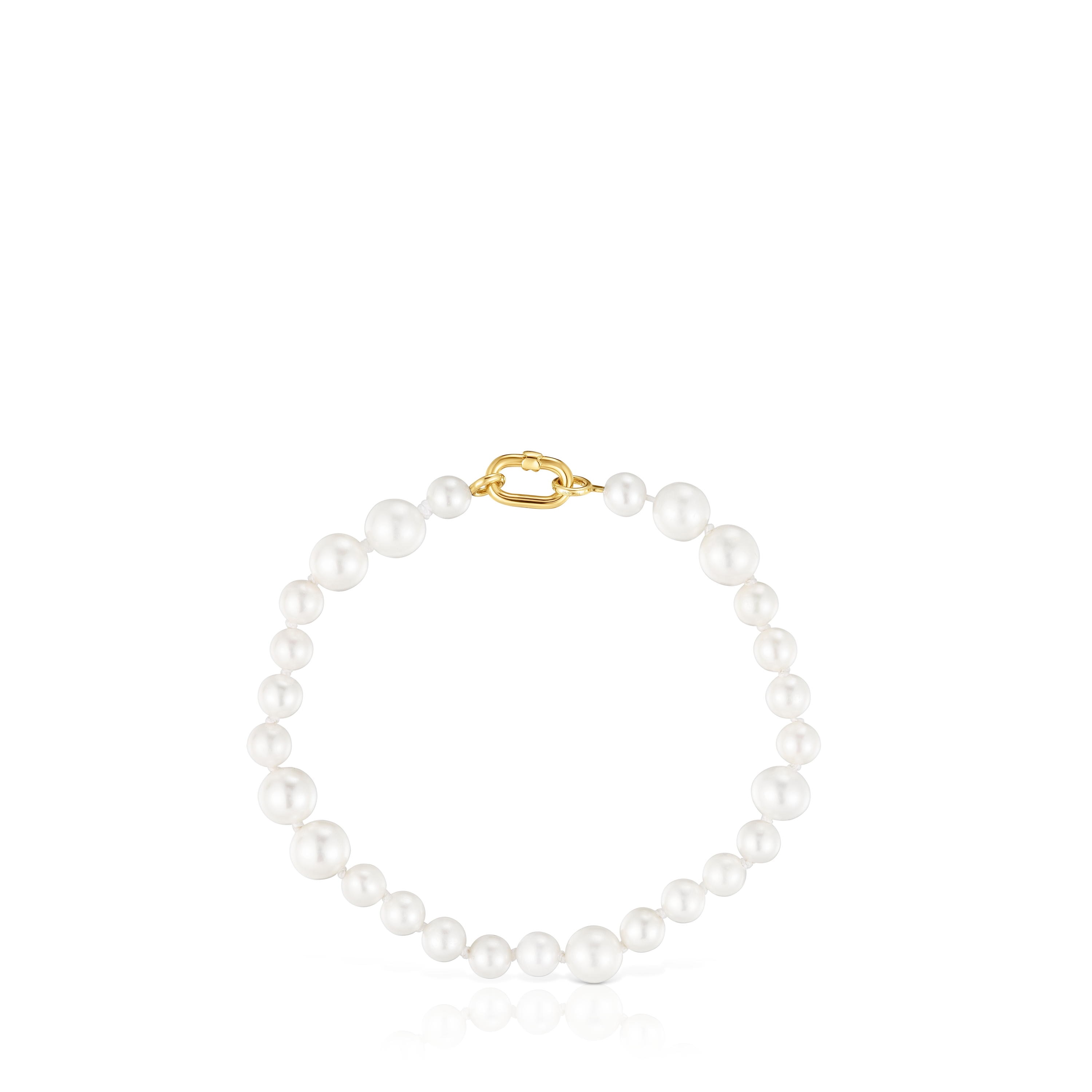 Hold Oval gold Bracelet with cultured pearls