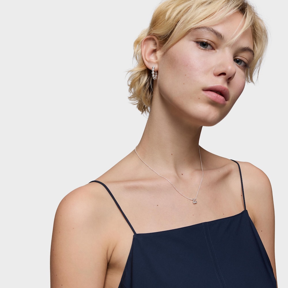 &Kappa;&omicron;&nu;&tau;ό &kappa;&omicron;&lambda;&iota;έ Color Bear &mu;&epsilon; &mu;&omicron;&tau;ί&beta;&omicron; &alpha;&rho;&kappa;&omicron;&upsilon;&delta;ά&kappa;&iota; &alpha;&pi;ό &alpha;&sigma;ή&mu;&iota; &kappa;&alpha;&iota; &omicron;&rho;&epsilon;ί&alpha; &kappa;&rho;ύ&sigma;&tau;&alpha;&lambda;&lambda;&omicron;