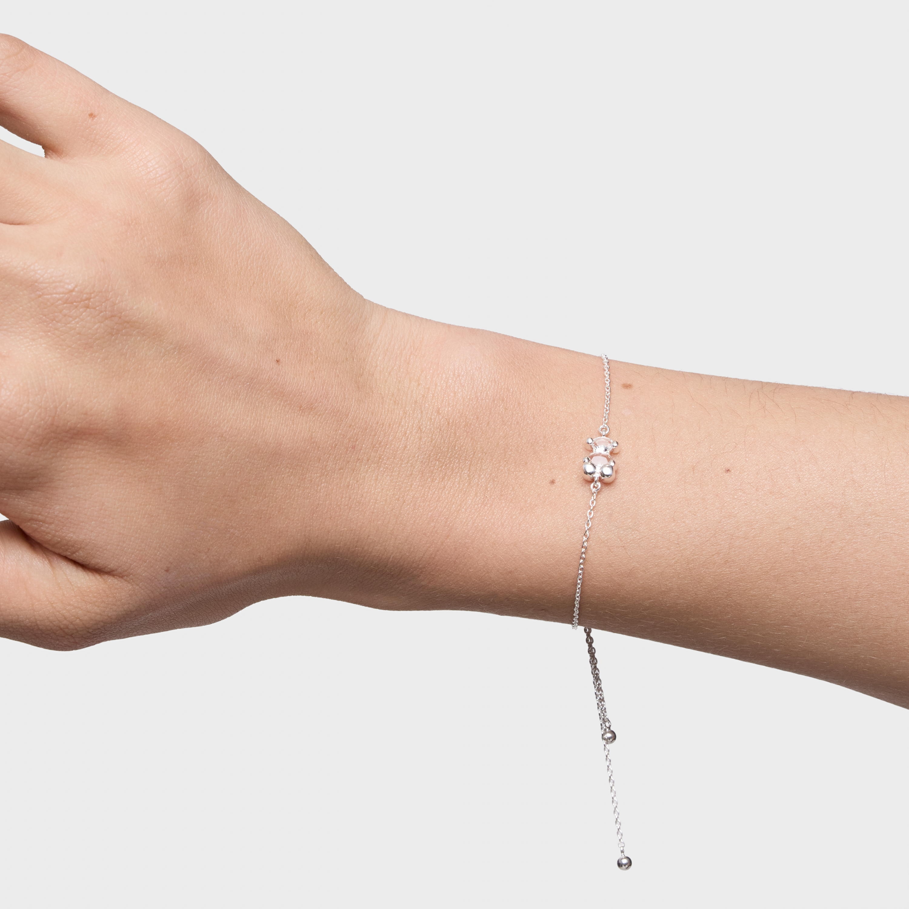 Silver and rock crystal quartz bear motif chain Bracelet Color Bear