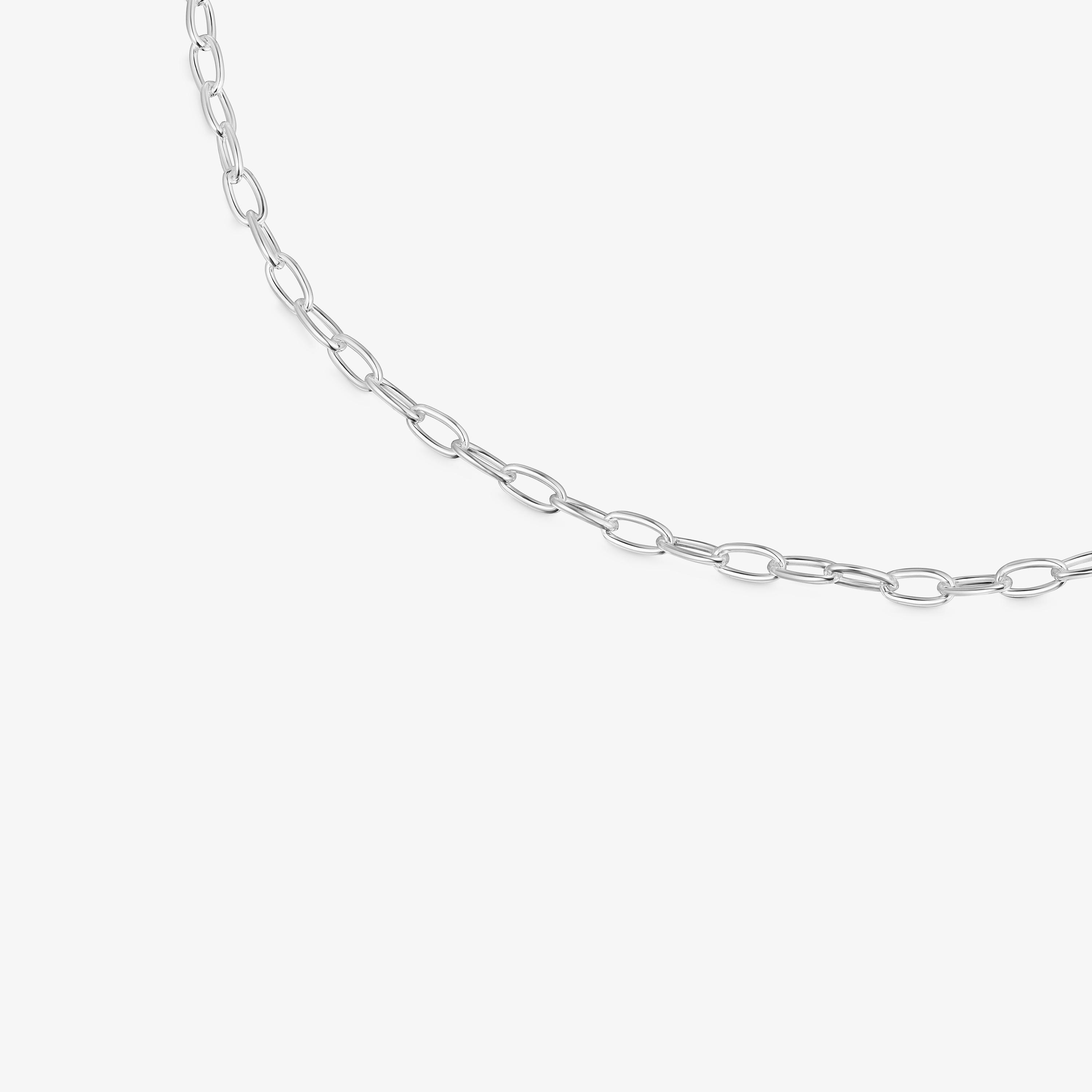 Hold Oval silver short Necklace
