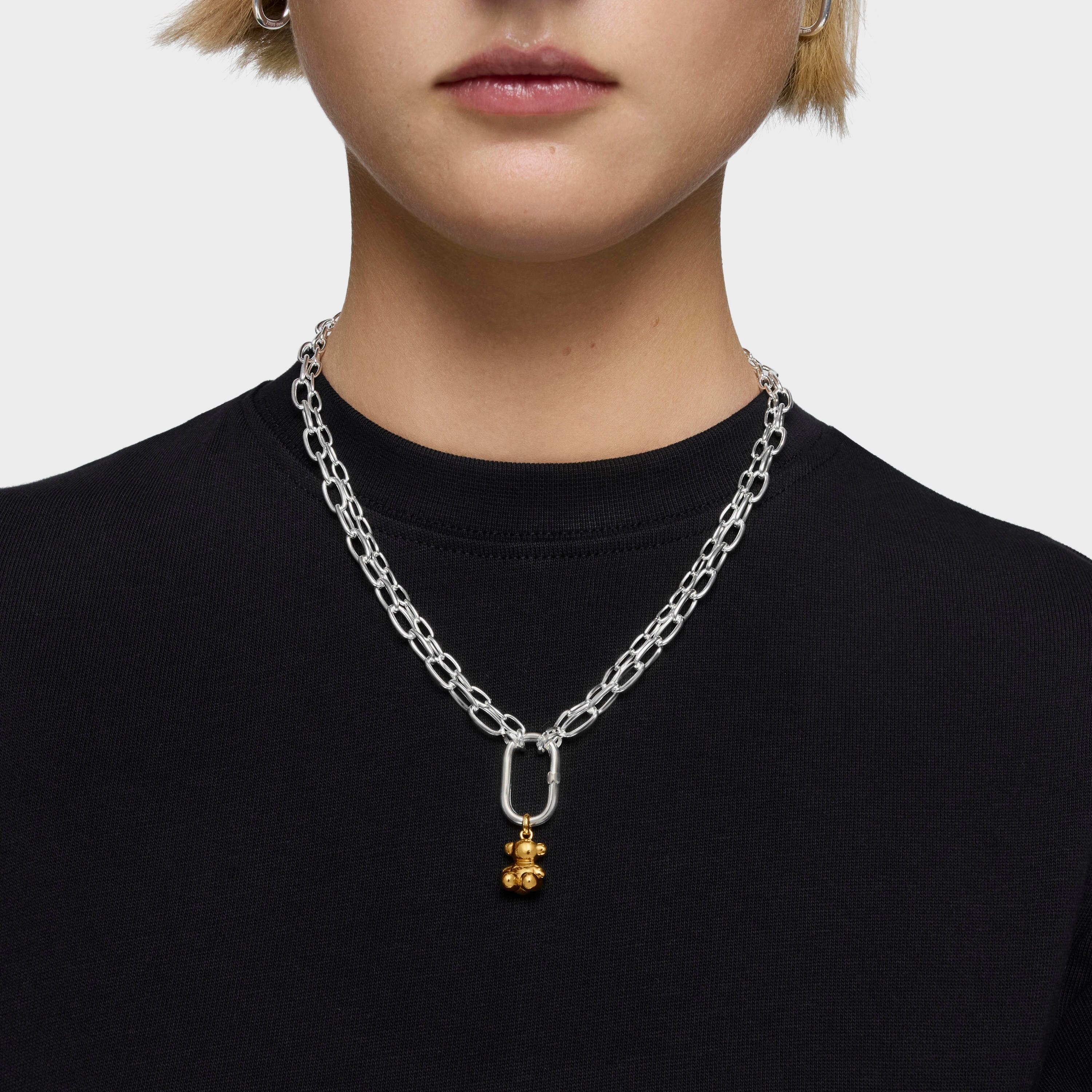 Hold Oval silver short Necklace