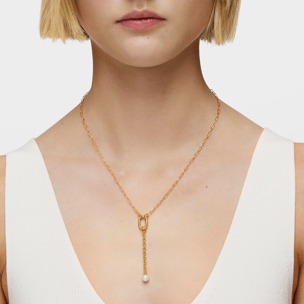 Př&iacute;věsek Hold Oval ze stř&iacute;bra pozlacen&eacute;ho 18kar&aacute;tov&yacute;m zlatem s&nbsp;uměle vypěstovanou perlou