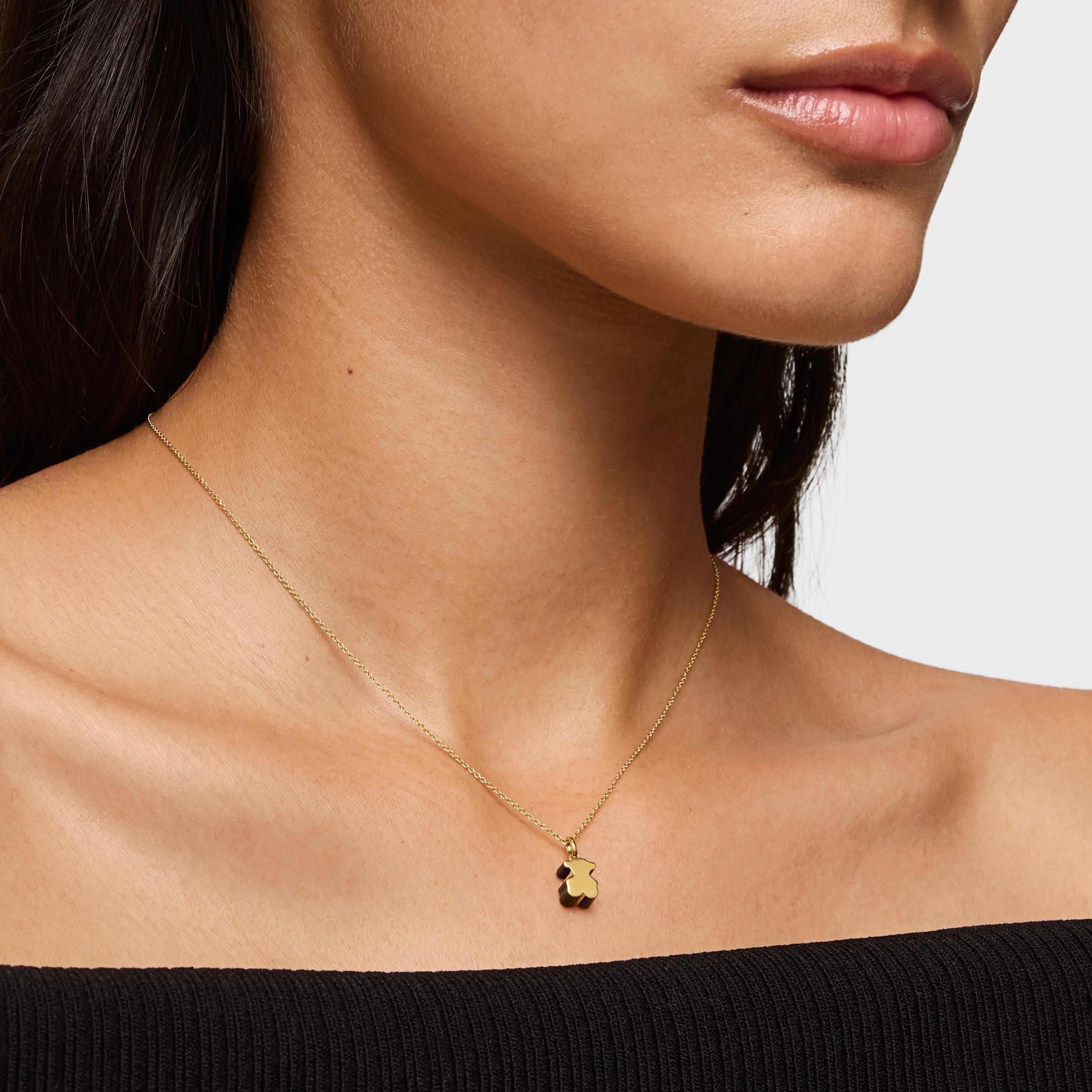 Gold bear Pendant with onyx TOUS 1950
