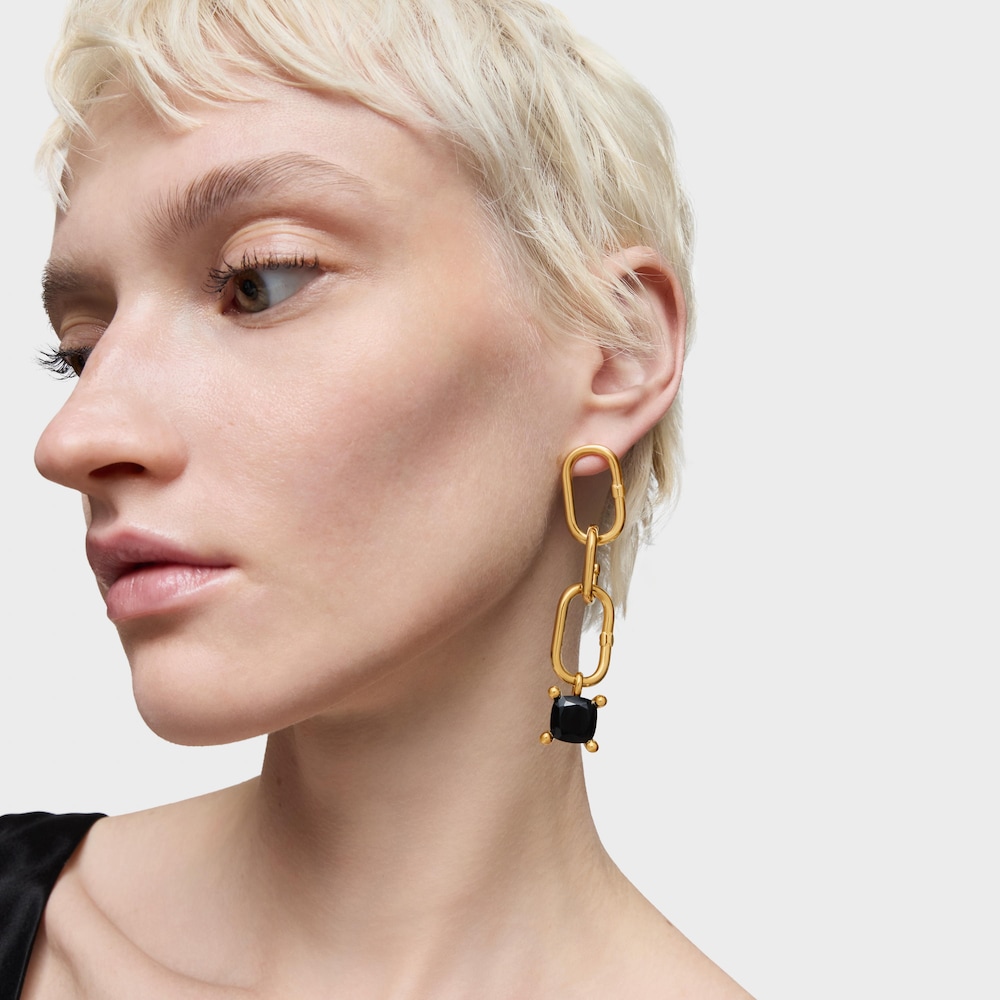 Kleiner Anh&auml;nger Color Black aus 18&nbsp;kt vergoldetem Silber mit Onyx in B&auml;renform