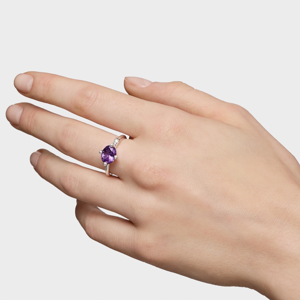 Small silver Ring with lab-grown lilac sapphire TOUS Color LGG