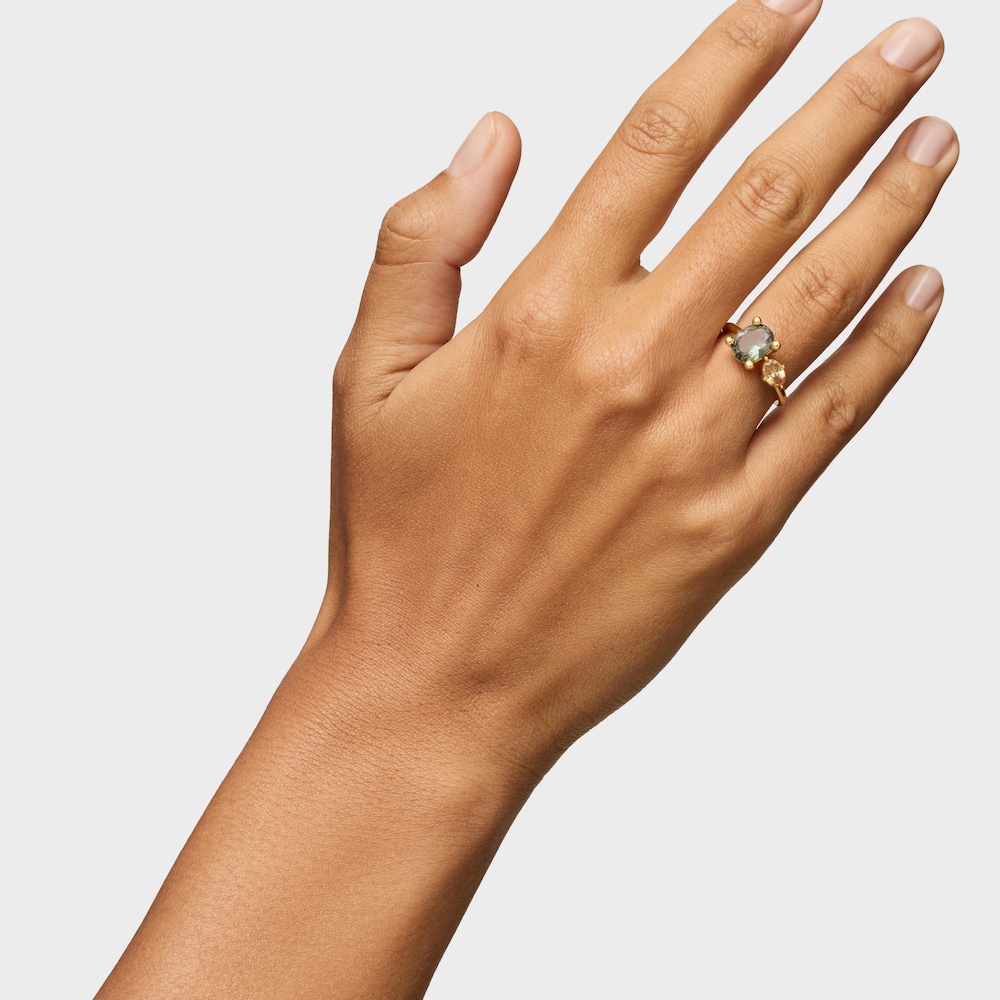 Anillo mediano con ba&ntilde;o de oro 18 kt sobre plata, espinela y citrino creados en laboratorio TOUS Color LGG