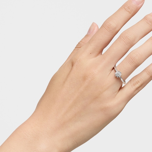White gold TOUS Les Classiques Ring with small Diamond rosette 0,10ct