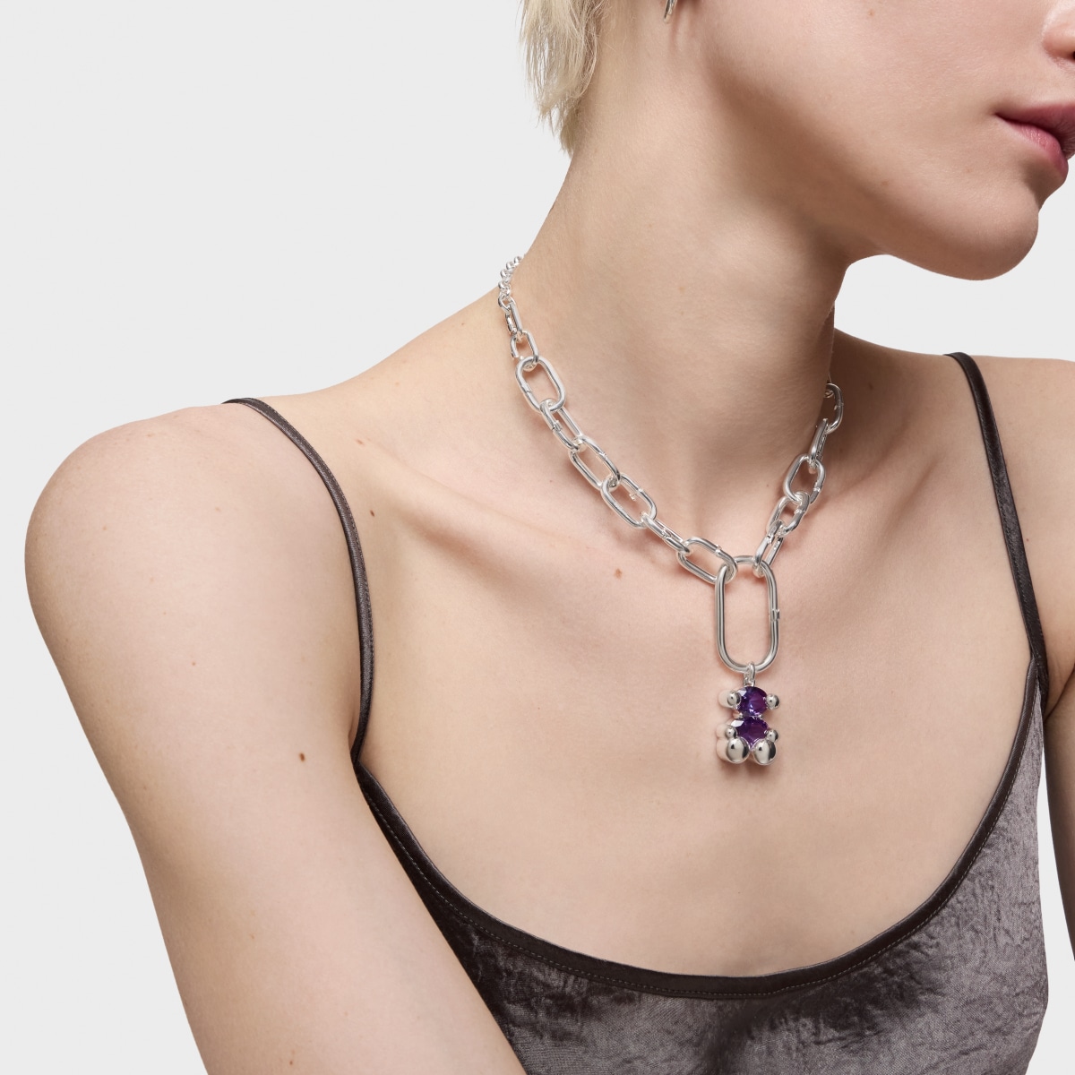 Medium silver bear motif Pendant with lab-grown lilac-colored sapphire Color Bear LGG