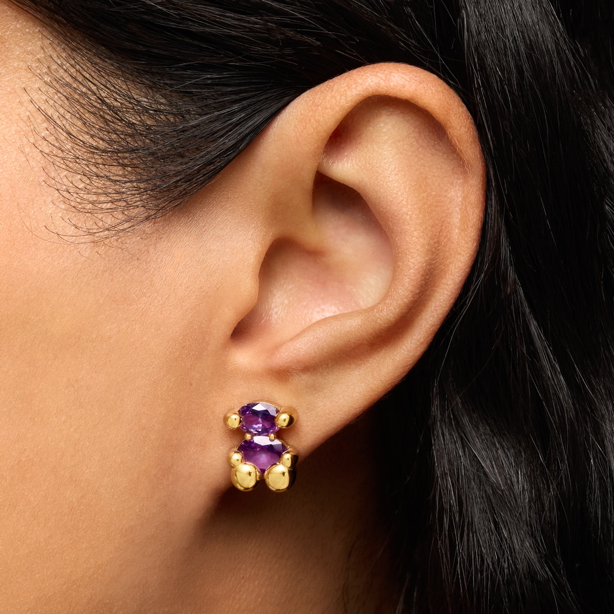Pendientes motivo oso con baño de oro 18 kt sobre plata y zafiro lila creado en laboratorio 13 mm Color Bear LGG