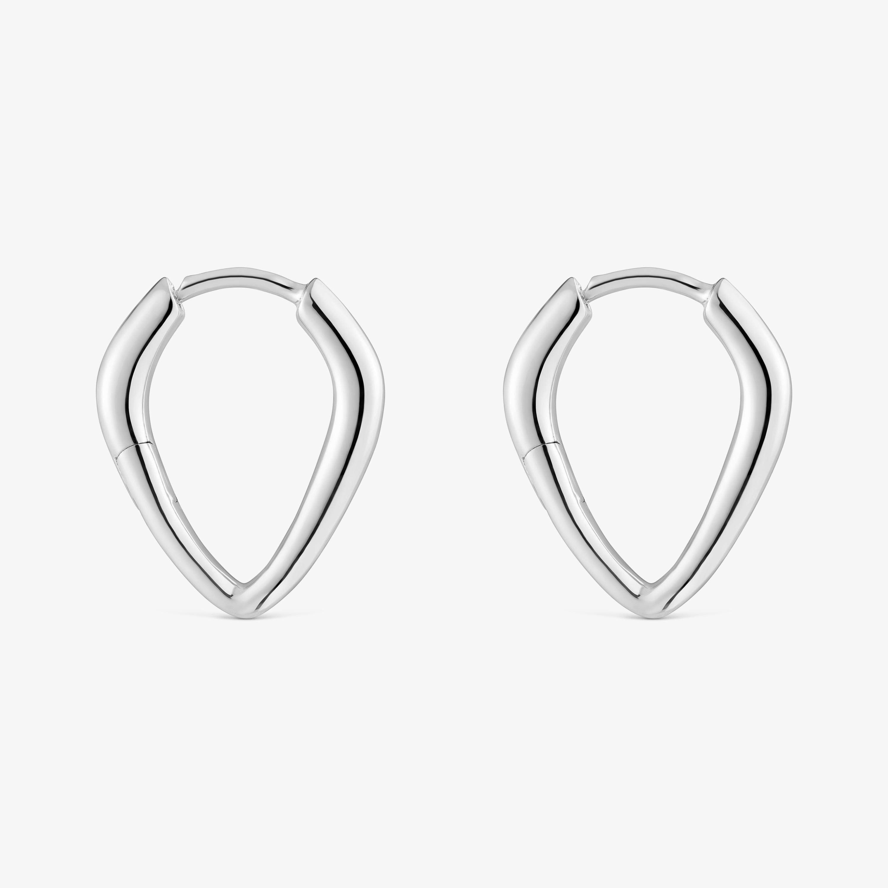 Short silver pointed Hoop earrings Basics