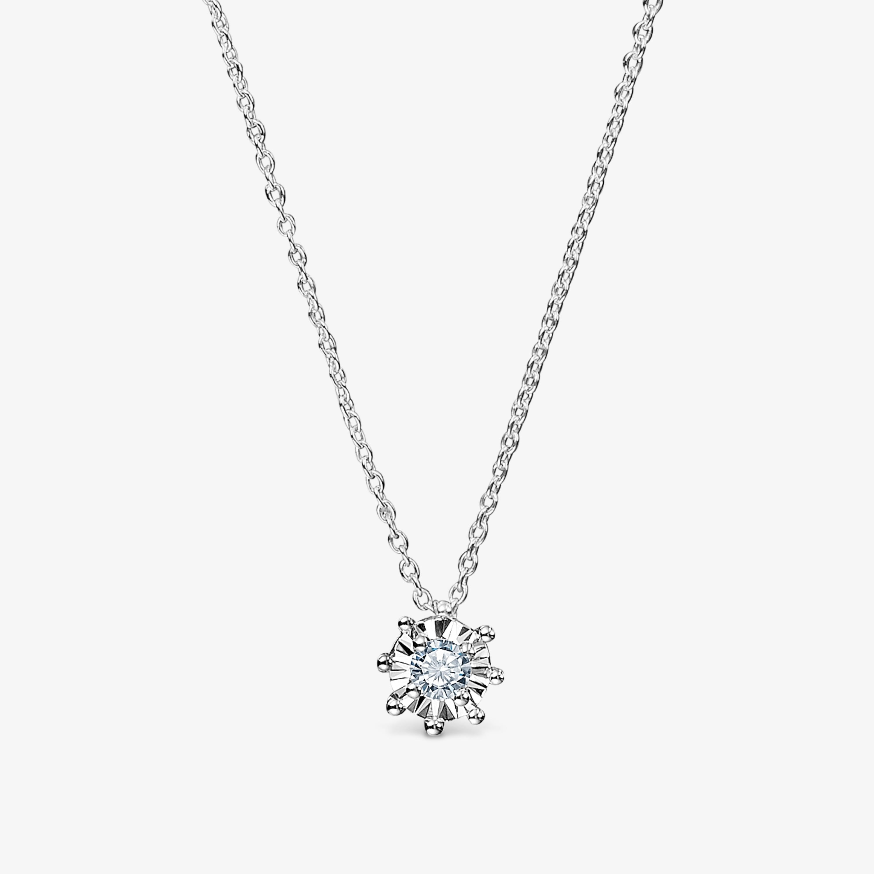 Short rosette Necklace in 18K white gold with 0.10 ct diamond Les Classiques