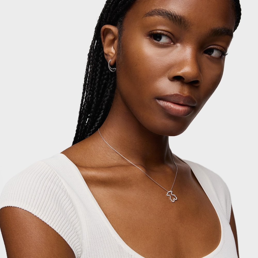 16&nbsp;mm pr&iacute;vesok medved&iacute;ka z&nbsp;bieleho zlata s&nbsp;diamantmi Icon Gems