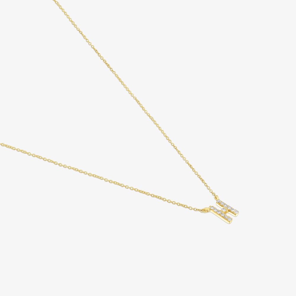 Kr&aacute;tky zlat&yacute; N&aacute;hrdeln&iacute;k s&nbsp;p&iacute;smenom H s&nbsp;0,05&nbsp;kt diamantmi Alphabet