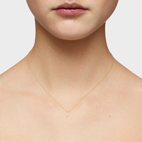 Collar corto de oro y 0,05 ct de diamantes letra J Alphabet