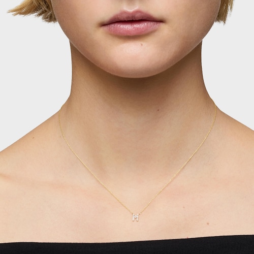 Collar corto de oro y 0,05 ct de diamantes letra M Alphabet