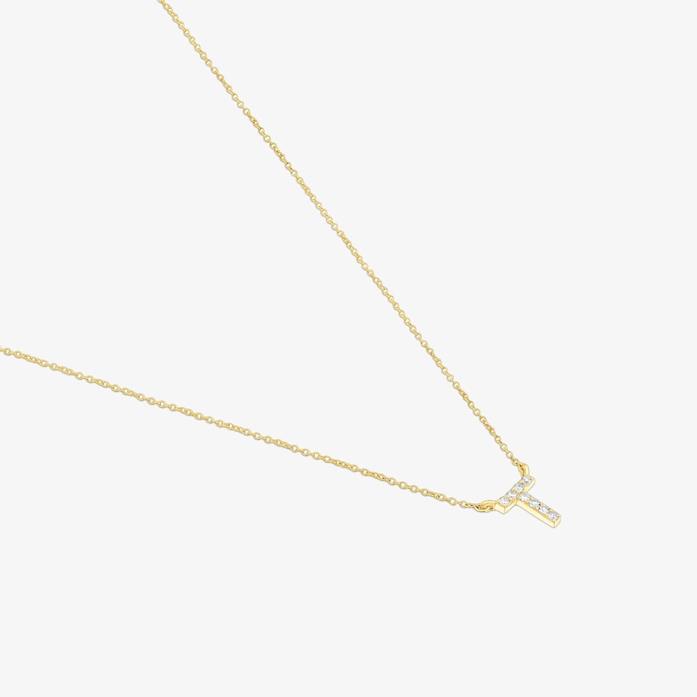 Kr&aacute;tky zlat&yacute; N&aacute;hrdeln&iacute;k s&nbsp;p&iacute;smenom T s&nbsp;0,05&nbsp;kt diamantmi Alphabet