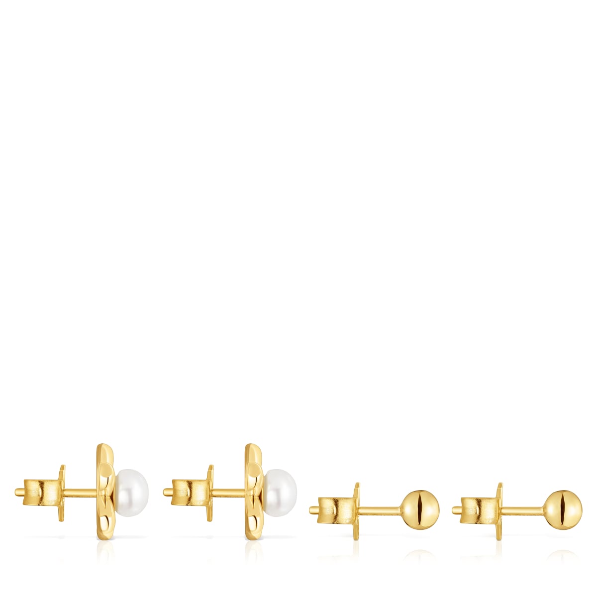 18kt gold plating over silver set of Earrings with flower motif and cultured pearls Virtual Garden