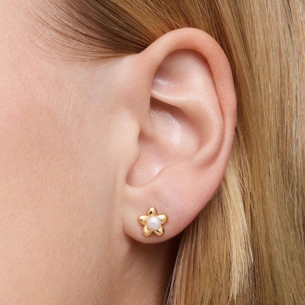 18kt gold plating over silver set of Earrings with flower motif and cultured pearls Virtual Garden