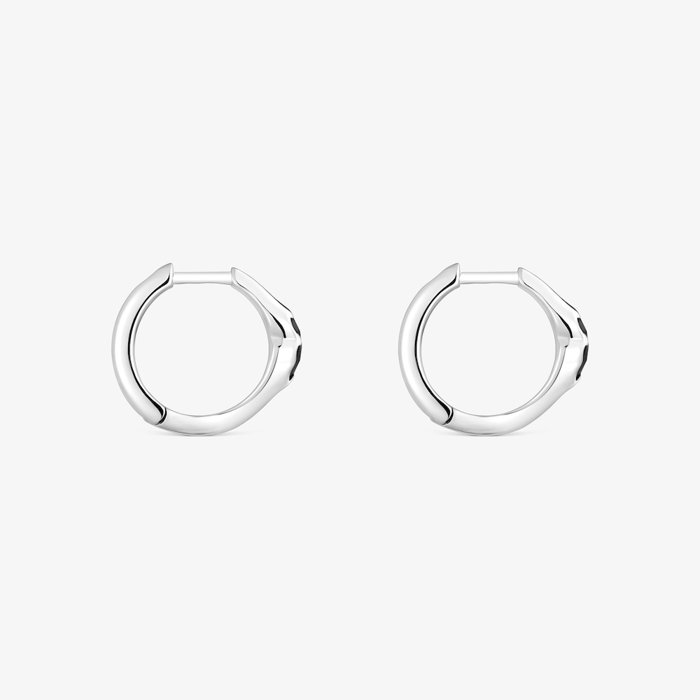 10&nbsp;mm strieborn&eacute; Obručov&eacute; n&aacute;u&scaron;nice s&nbsp;&oacute;nyxov&yacute;m mot&iacute;vom medved&iacute;ka TOUS Icon Color