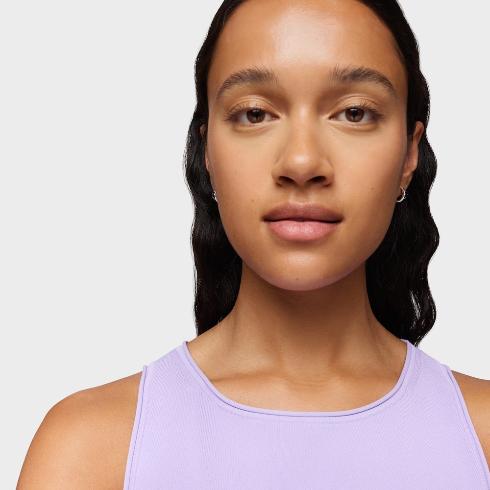 10&nbsp;mm strieborn&eacute; Obručov&eacute; n&aacute;u&scaron;nice s&nbsp;&oacute;nyxov&yacute;m mot&iacute;vom medved&iacute;ka TOUS Icon Color