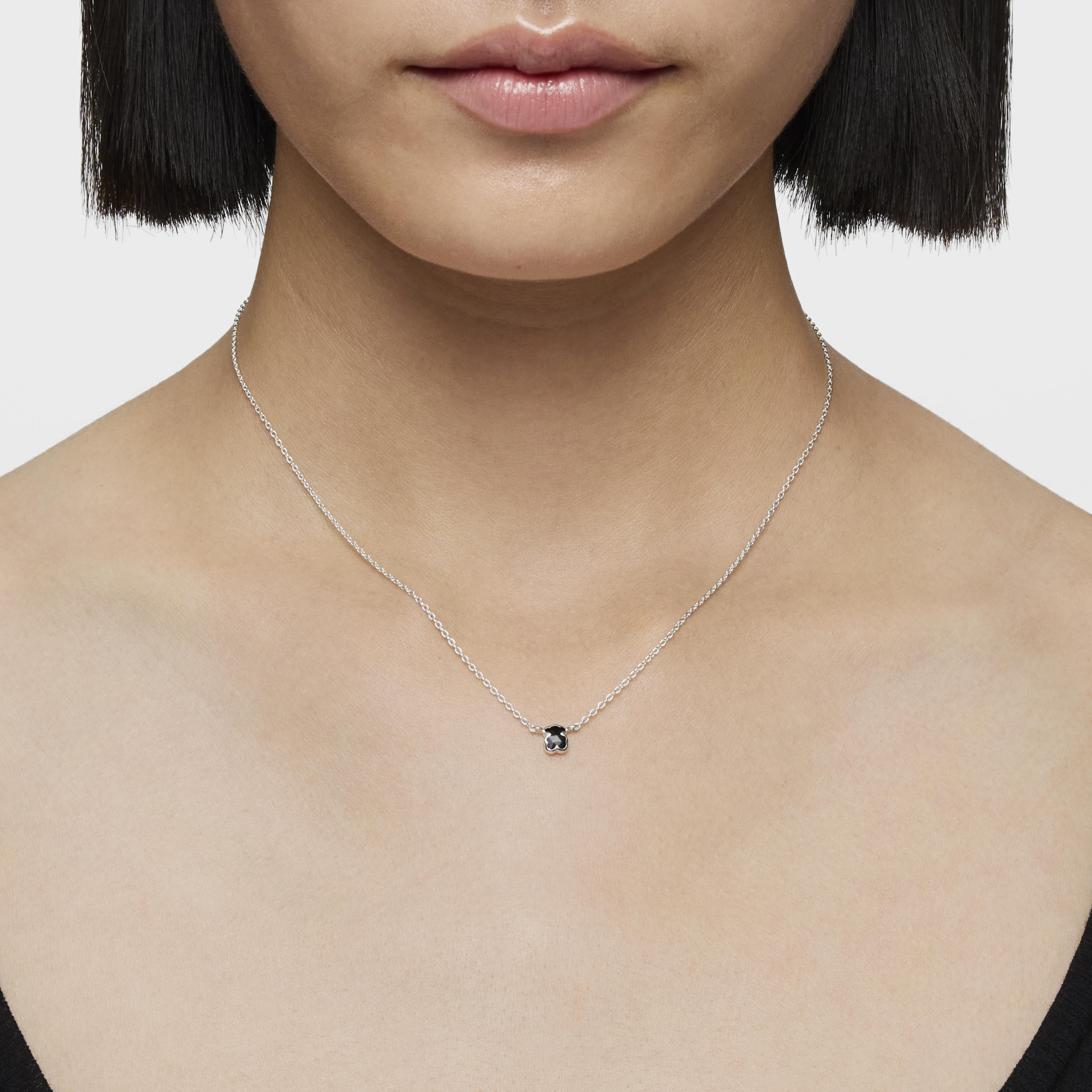 Short silver Necklace with small bear motif in onyx TOUS Icon