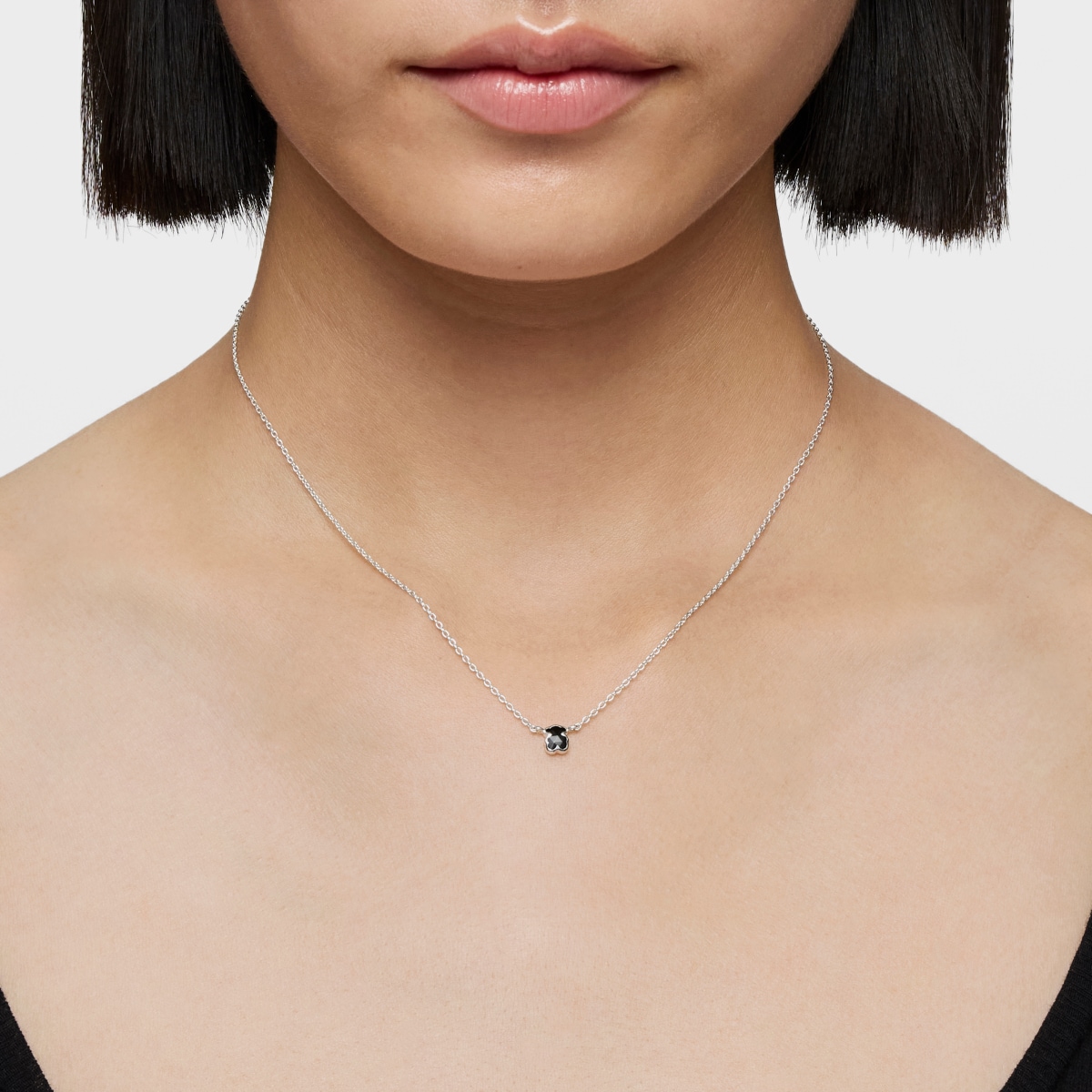 Short silver Necklace with small bear motif in onyx TOUS Icon Color