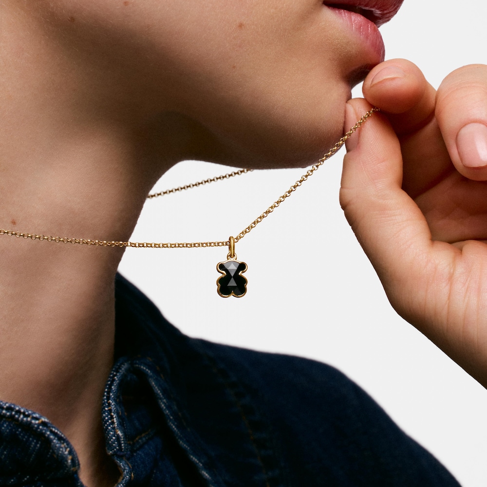 Kurze Halskette TOUS Icon Color aus 18&nbsp;kt vergoldetem Silber mit B&auml;renmotiven aus Onyx