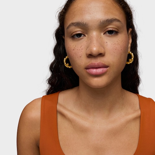 Brincos flor de argola banhados a ouro de 18 K sobre prata TOUS Cachito Mío