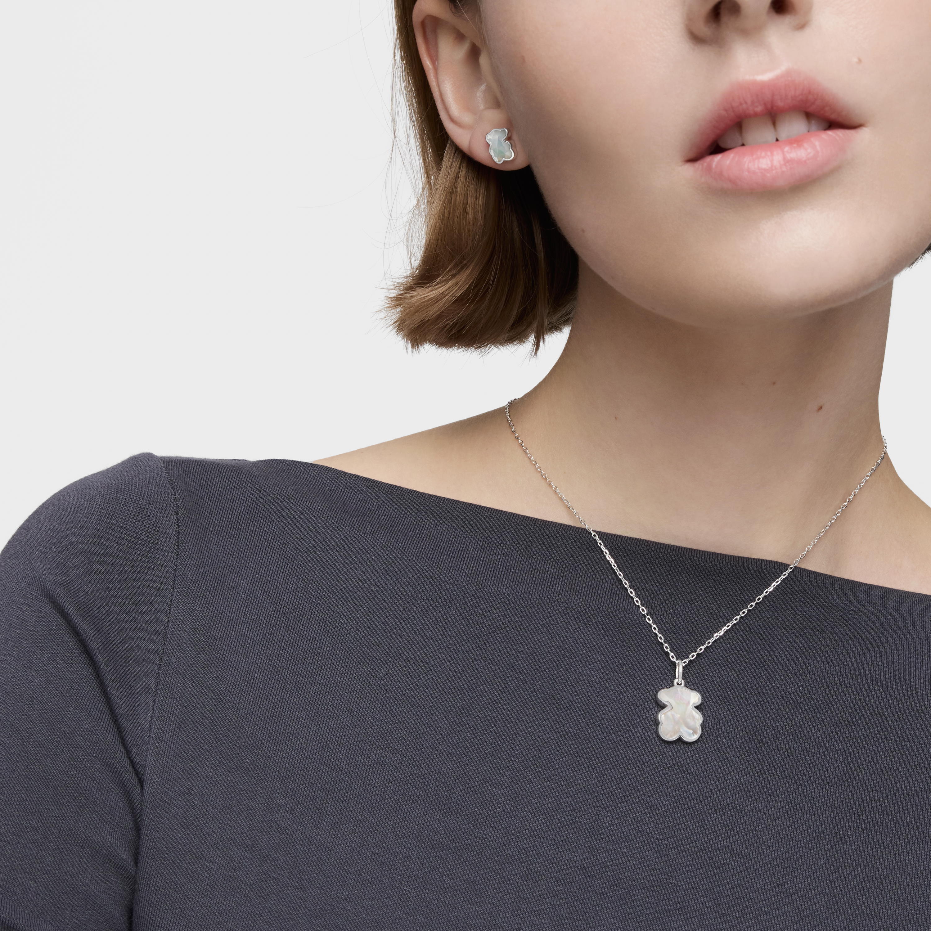 Small silver Pendant with mother-of-pearl bear charm TOUS Icon Color