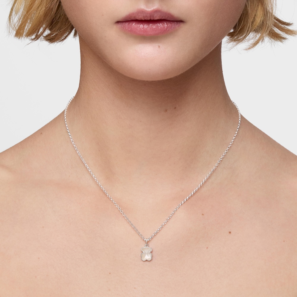 Collar corto de plata y motivo oso en n&aacute;car Icon Color