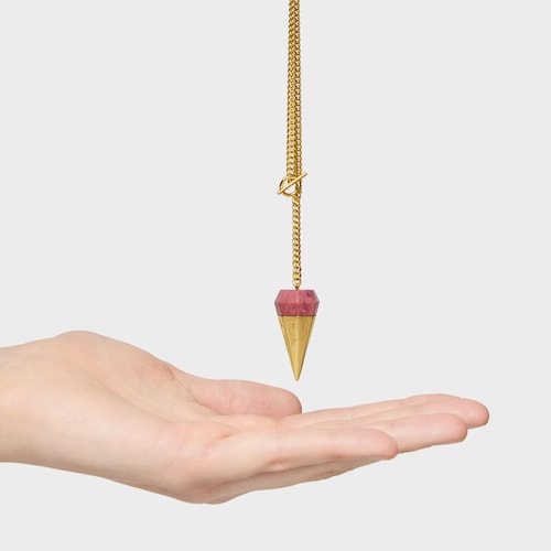 Collar corto con baño de oro 18 kt sobre plata y thulita TOUS X LEA COLOMBO