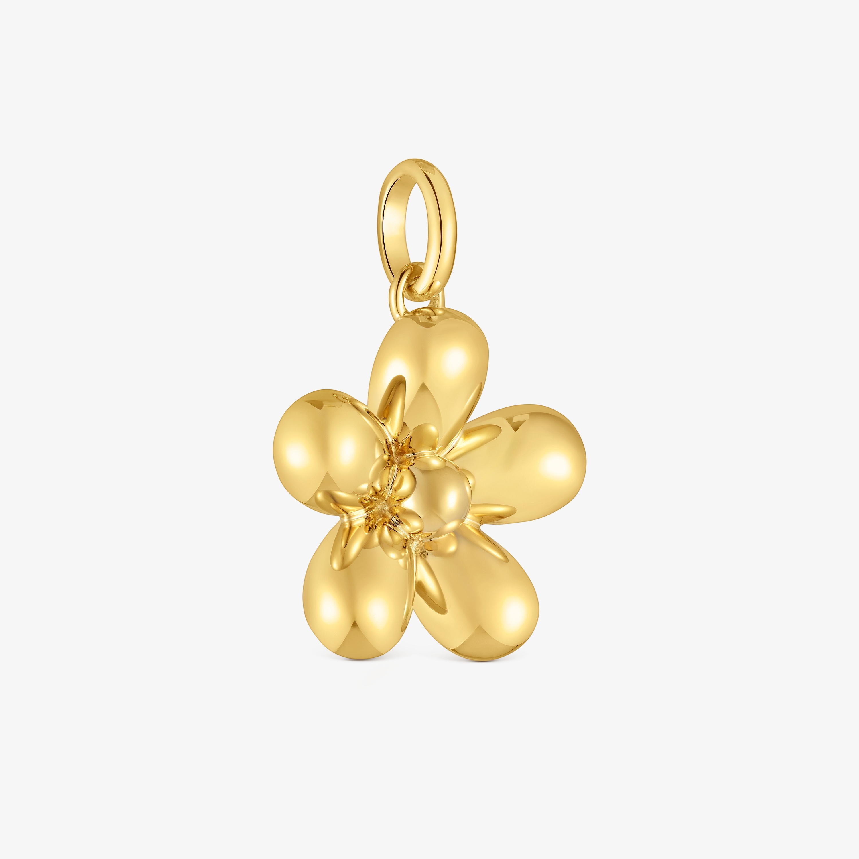 Flower Pendant with 18K gold vermeil Daisy