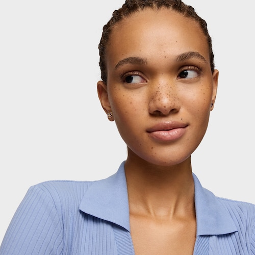 Pendientes con baño de oro de 18 kt sobre plata y amatista Daisy