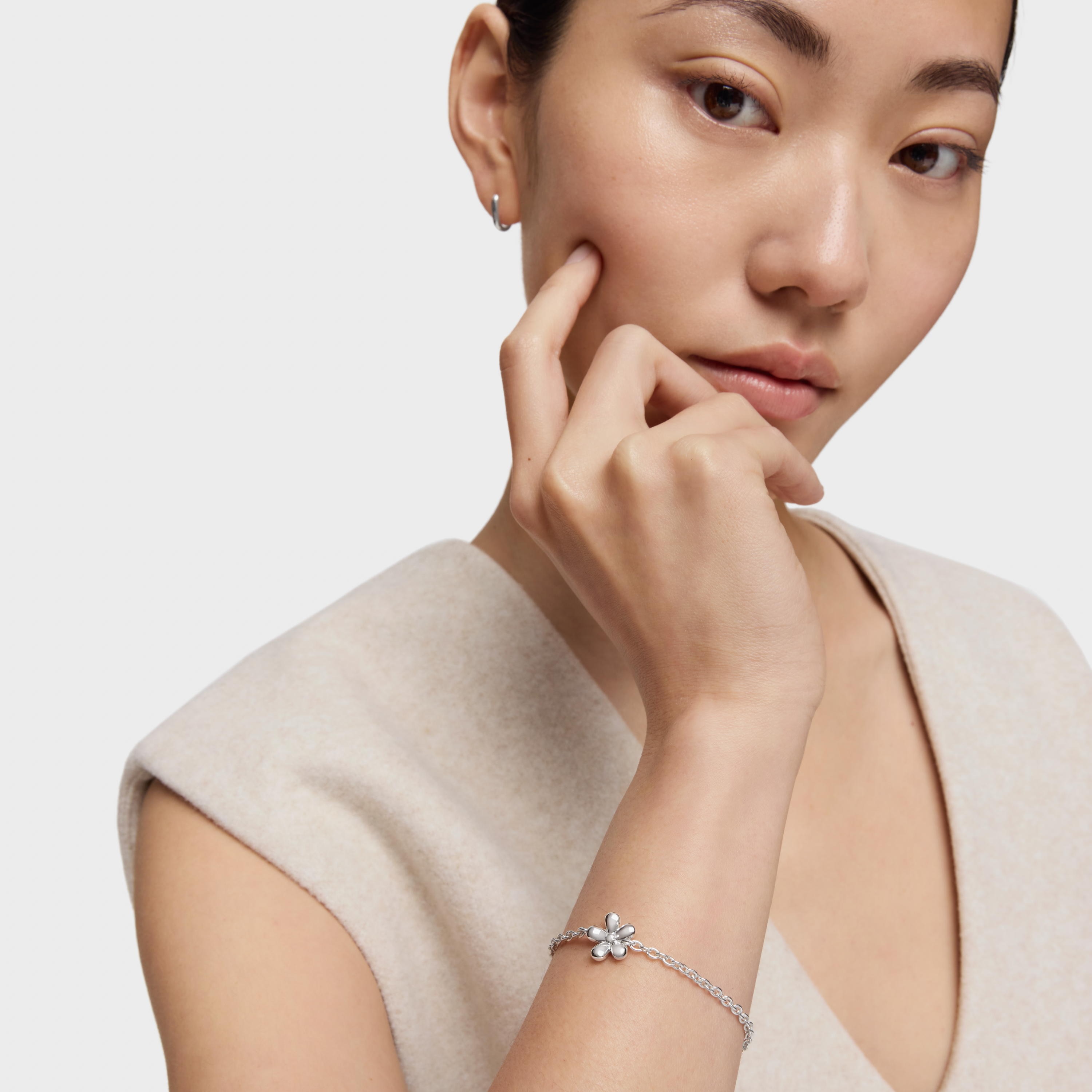 Silver Chain bracelet Daisy