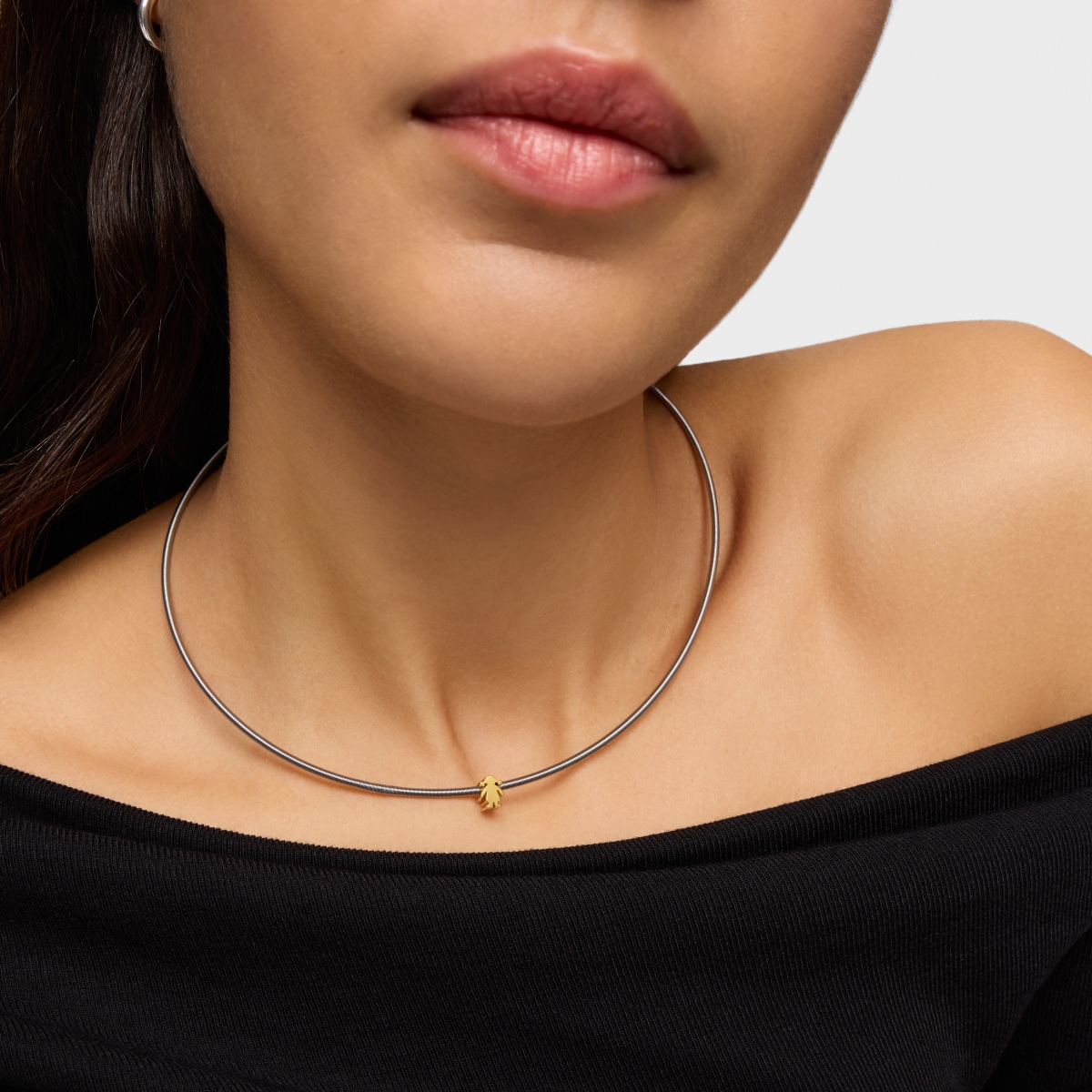 Charm TOUS Basics con baño de oro 18 kt sobre plata motivo niña 7 mm