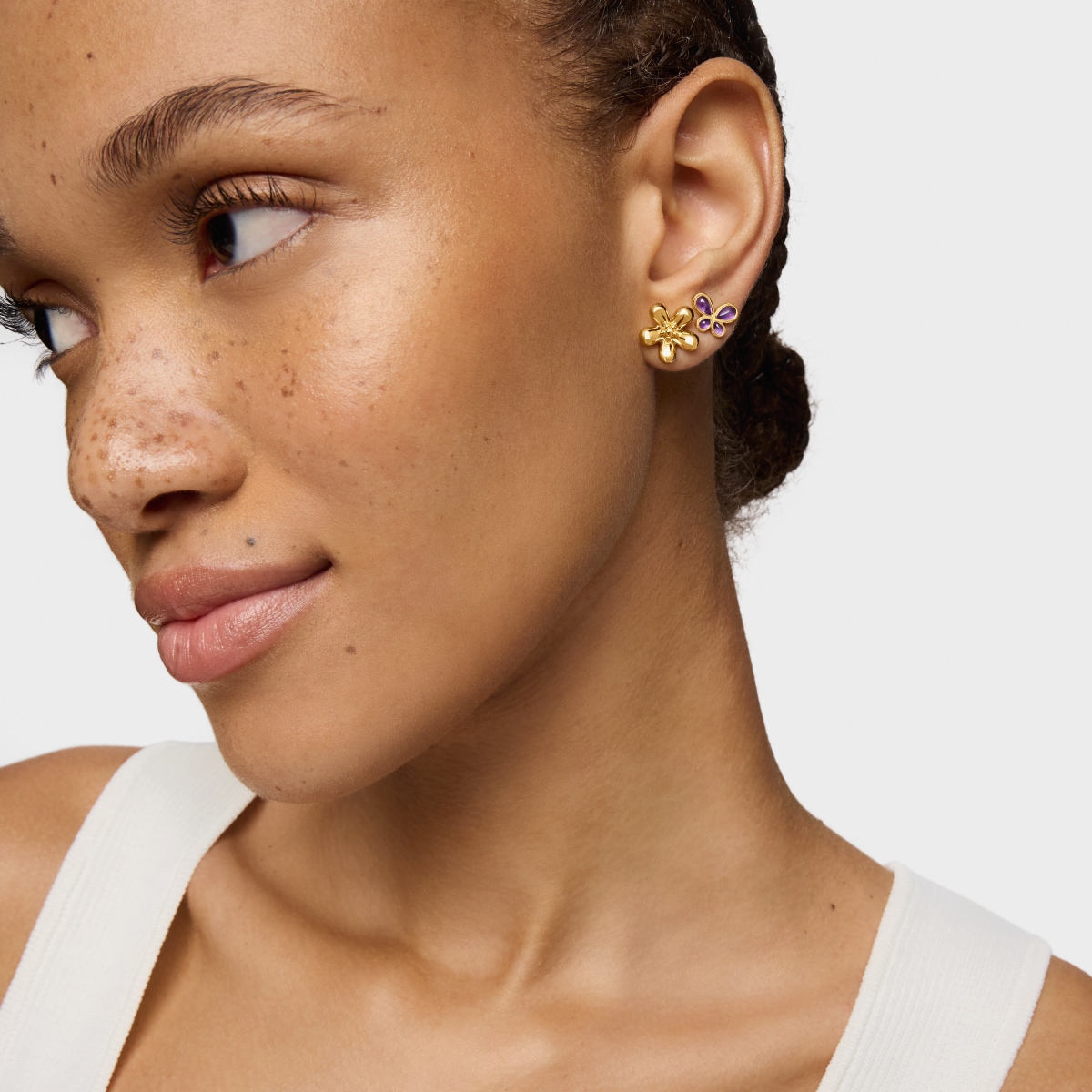 Flower Earrings with 18kt gold plating over silver Daisy