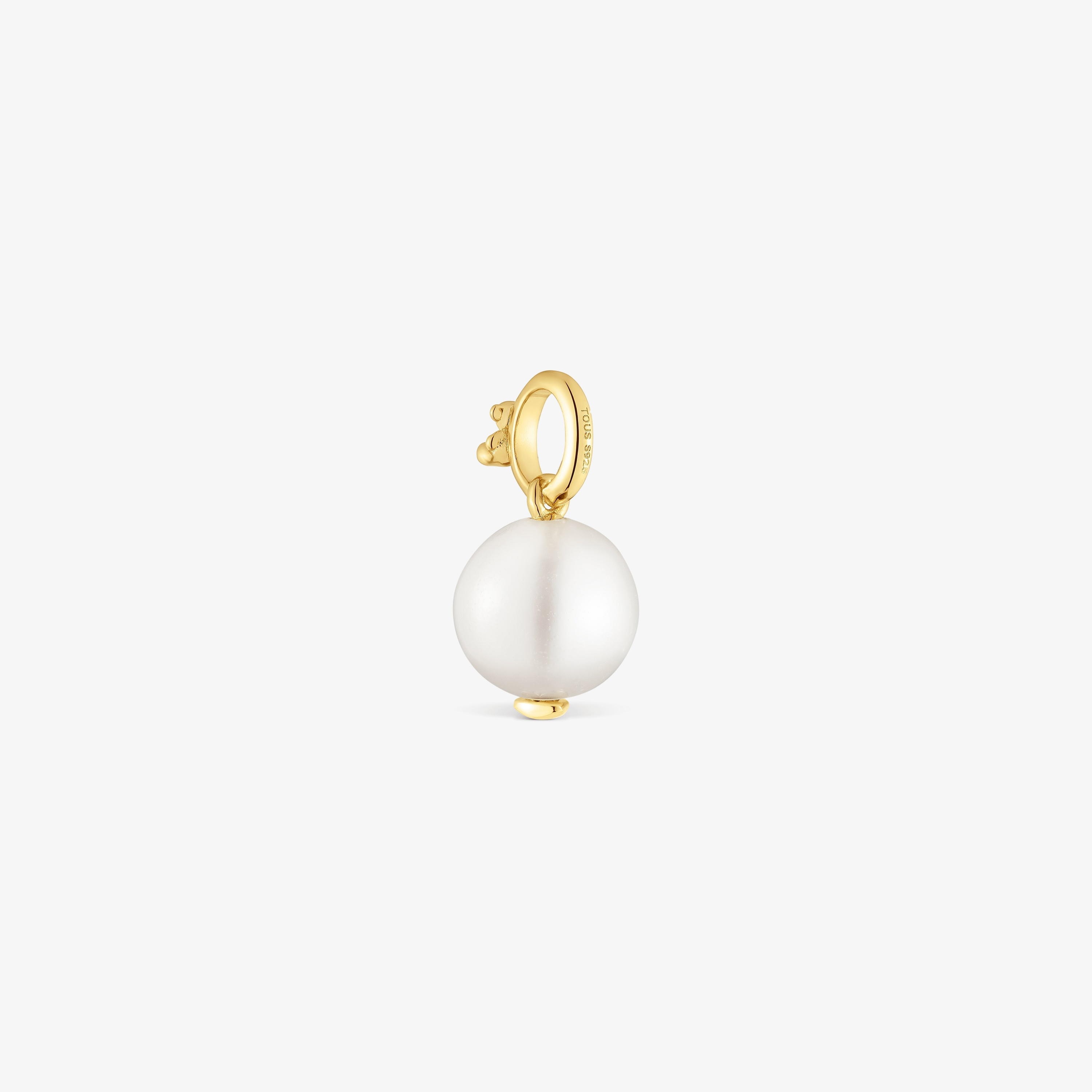 Small 18K gold vermeil Pendant with pearl Medallions