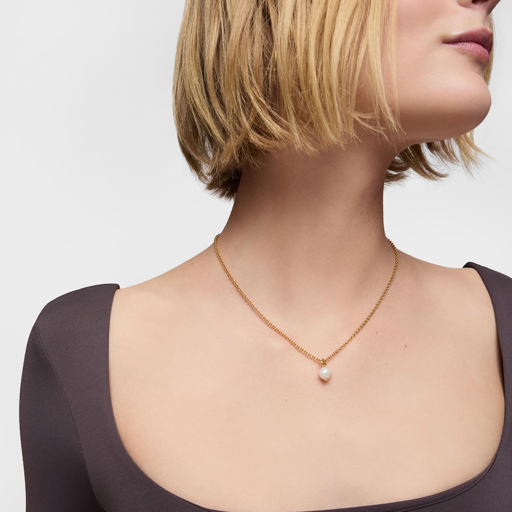 Mal&yacute; Pr&iacute;vesok s&nbsp;18&nbsp;kt pozl&aacute;ten&iacute;m na striebre s&nbsp;perlou Medallions