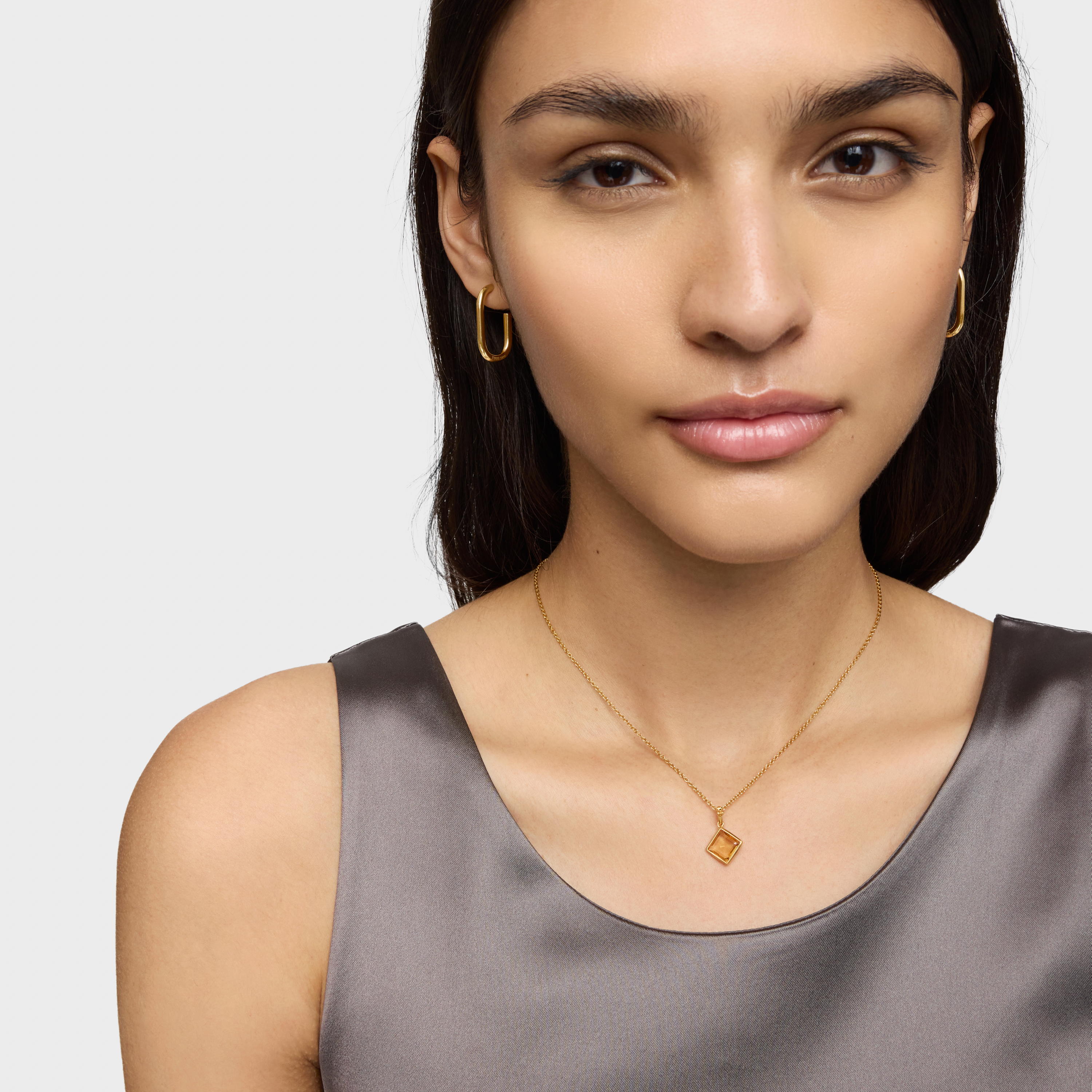 Small 18K gold vermeil Pendant with citrine Medallions