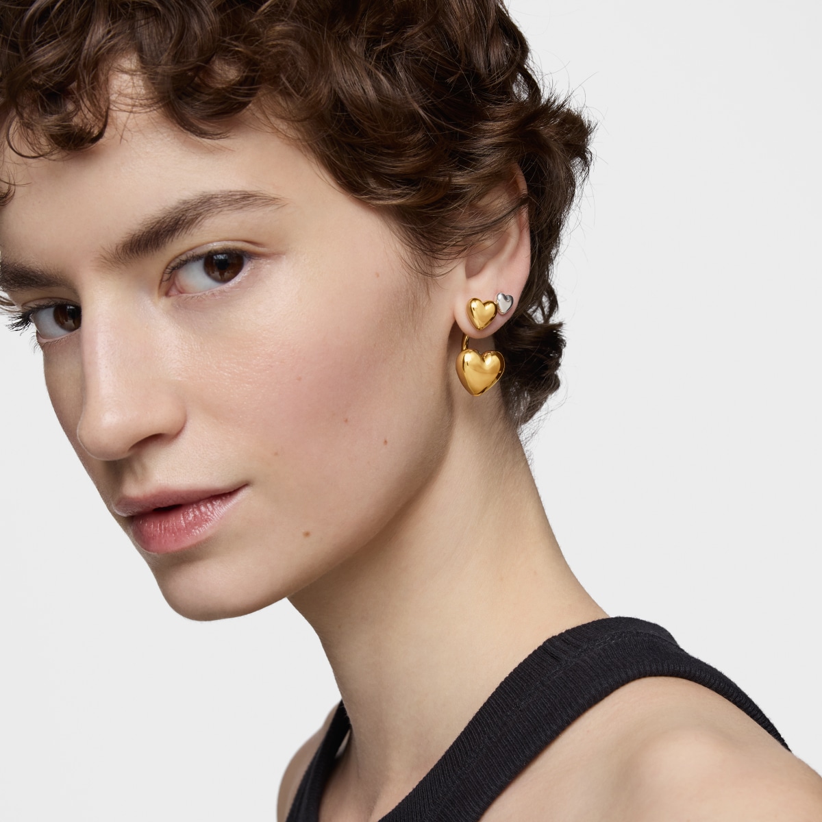 Short 18kt gold plating over silver Earrings with heart motif Garden of Love